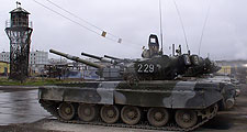 A tank, photo: Saprykin, 449x250p, 29kb